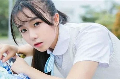 探寻内心色彩:红色绣服心理测试的奥秘 探寻内心色彩:红色绣服心理测试的奥秘